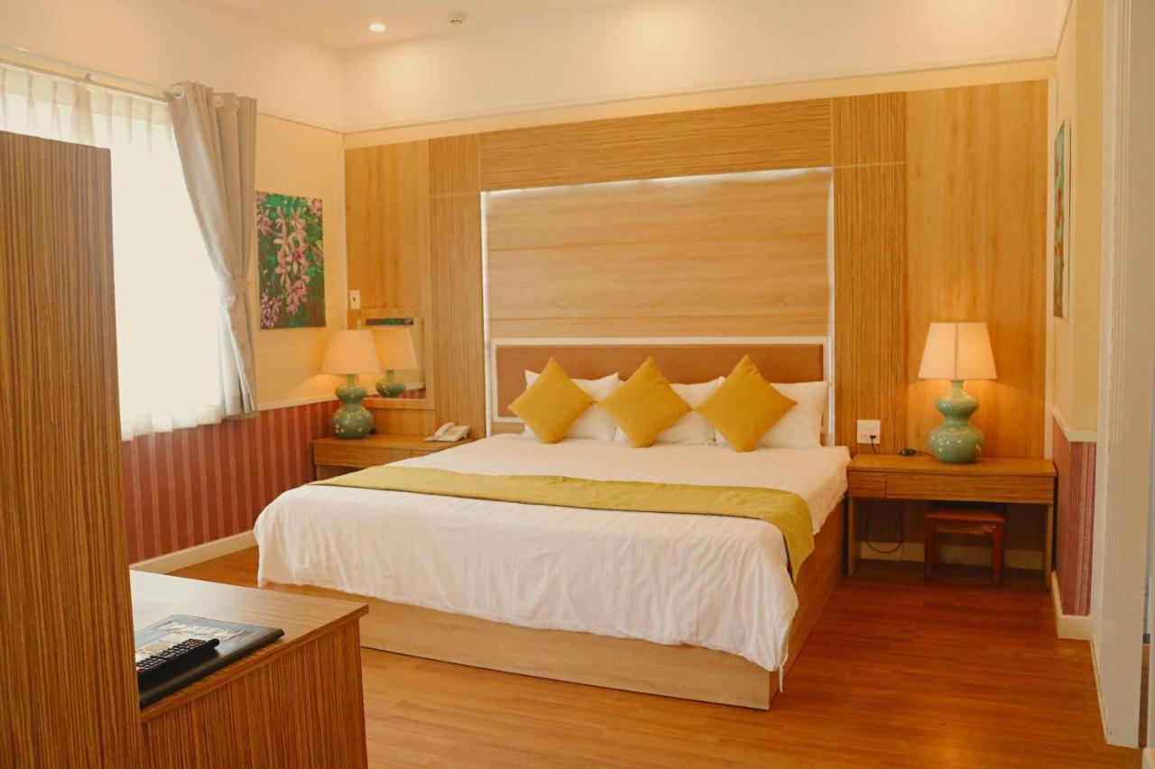Sao Vang Hotel Bảo Lộc Esterno foto
